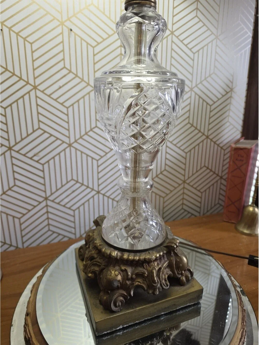 Vintage Hollywood Regency Brass And Cut Crystal And Glass Tall Table Lamp